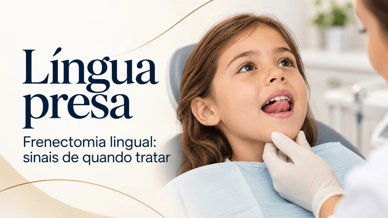 “Criança durante avaliação odontológica da mobilidade da língua, ilustrando o tema língua presa e frenectomia lingual.”